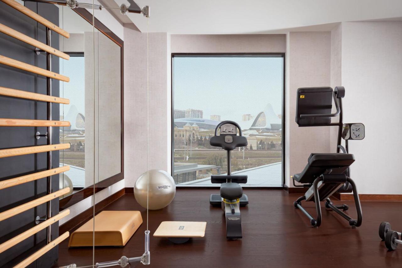 The Ritz-carlton,